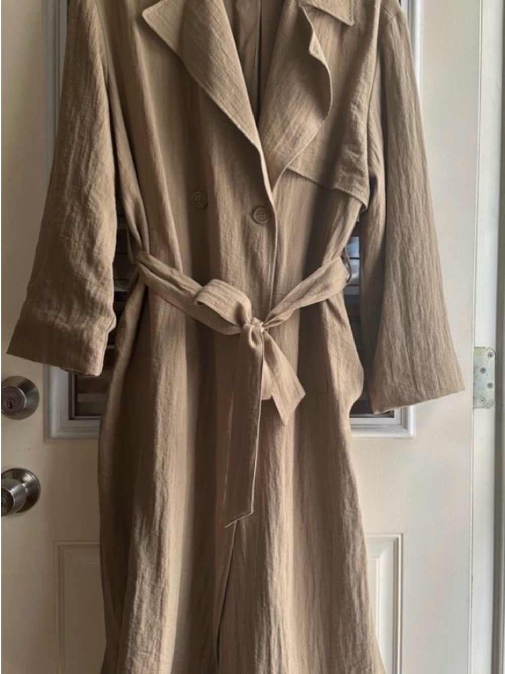 NWOT- H&M Doble Breasted Lightweight Oversized Trench Jacket. Size S